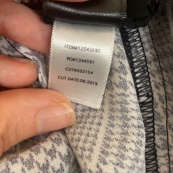 Torrid Self-Tie Taper Paper Bag Waist Black and White Houndstooth Pants - Picture 8 of 8